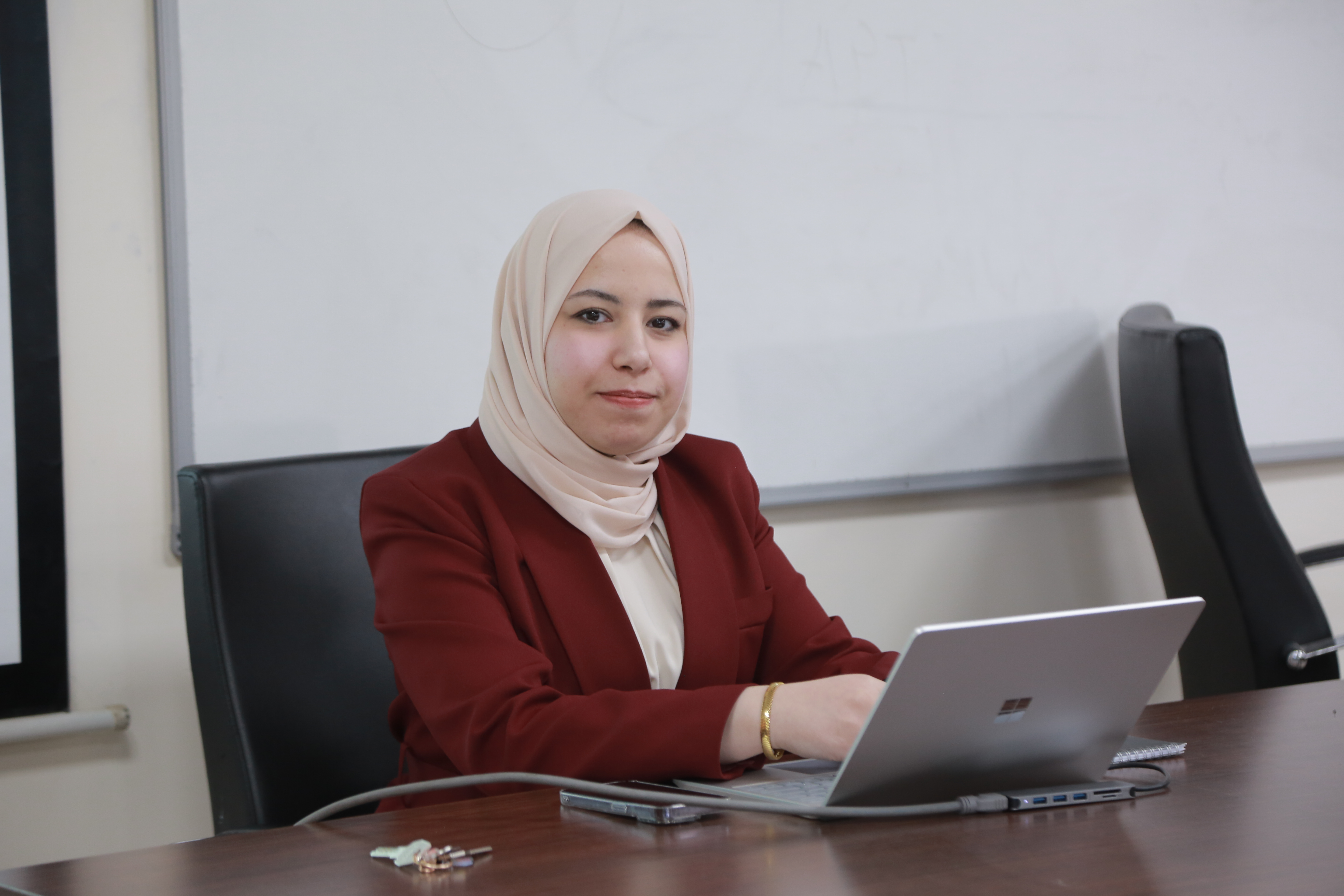 Discussion on the Impact of Coercive Discourse on the Job Market – College of Administration and Economics