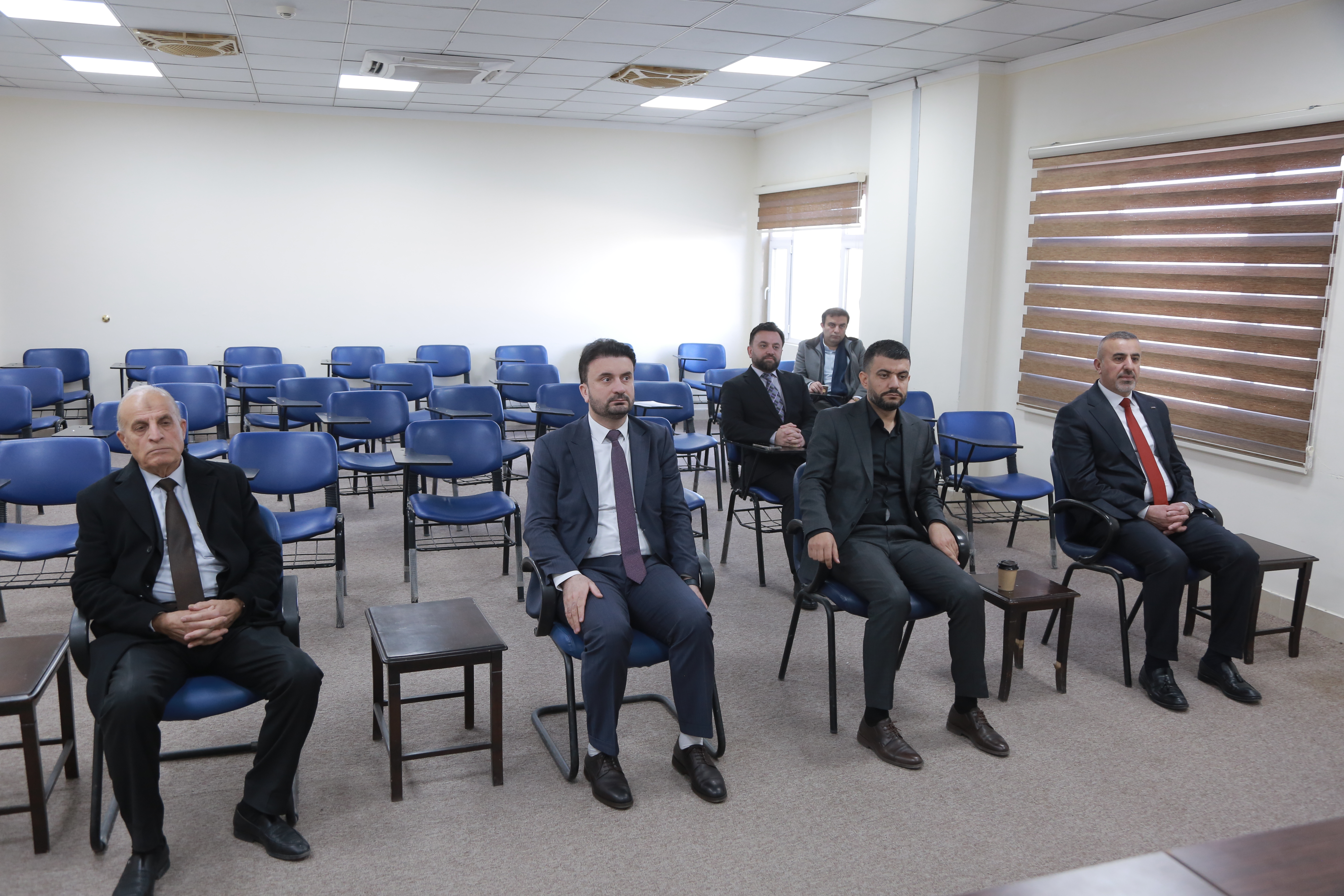 Discussion on the Impact of Coercive Discourse on the Job Market – College of Administration and Economics